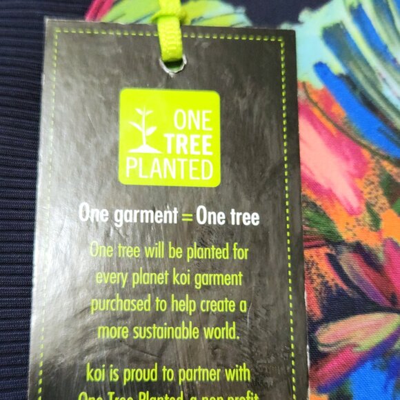 NWT Planet Koi Bright Tropical Print Scrub Top with Stretch Knit Sides Size S - Picture 12 of 16